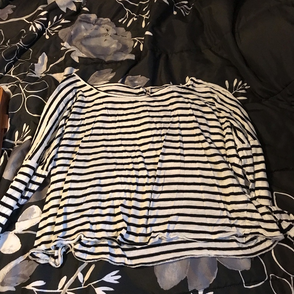 Cropped long sleeve